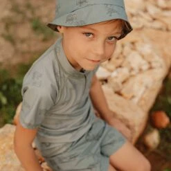 Little Dutch Swim T-shirt Short Sleeves Turtle Island Olive -Lush Littles 0023430 zwem t shirt korte mouw turtle island olive 74 80