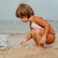 Little Dutch Swim T-shirt Long Sleeves Vintage Sunny Stripes 6 Little Dutch Swim T-shirt Long Sleeves Vintage Sunny Stripes -Lush Littles 0023482 zwem shirt lange mouw vintage sunny stripes 74 80