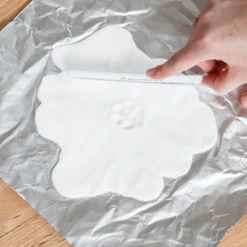 Pearhead Pawprints Wall Frame -Lush Littles 4 325ef5d2 48ca 4184 8e7e 26ee39fbeaad