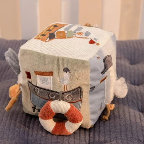 Little Dutch Activity Cube Sailors Bay 2 Little Dutch Activity Cube Sailors Bay - Image 2