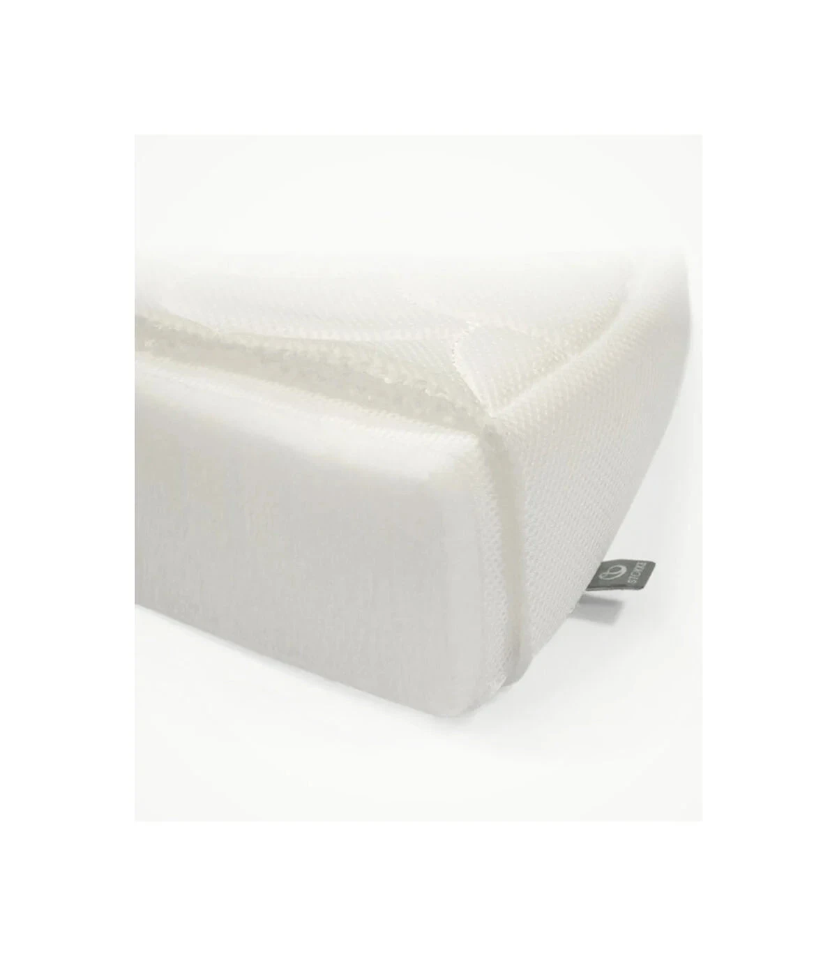 Stokke® Sleepi™ Mini Mattress V3 White 2 Stokke® Sleepi™ Mini Mattress V3 White - Image 2