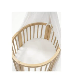 Stokke® Sleepi™ Mini Fitted Sheet White V3 7 Stokke® Sleepi™ Mini Fitted Sheet White V3 -Lush Littles SleepiMini Natural FtSh White Canopy 5278 TopView eCom