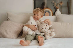 Cuddle Toy Miffy Vintage Little Flowers 35 Cm -Lush Littles i 2 7099b906 f0ad 4017 abd1 3898dec8f1ad